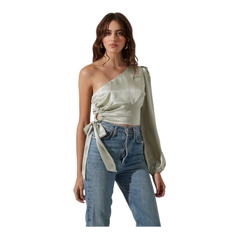 ASTR The Label Mint Mojito Green Asymmetrical Tie Front Blouse Size Medium NWOT